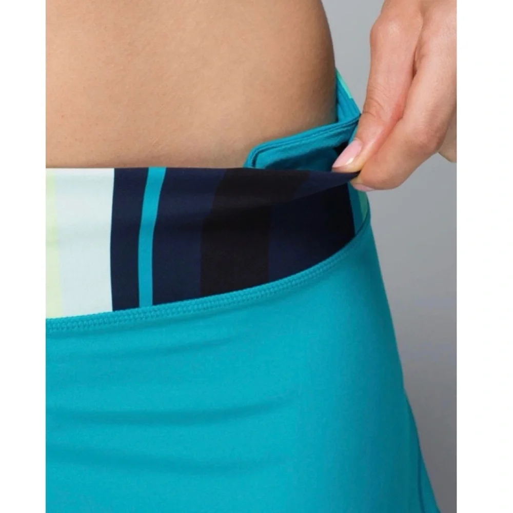 Lululemon Run: Pace Setter Skirt in Surge / Assorted Stripe Surge Size 4 - Picture 4 of 13